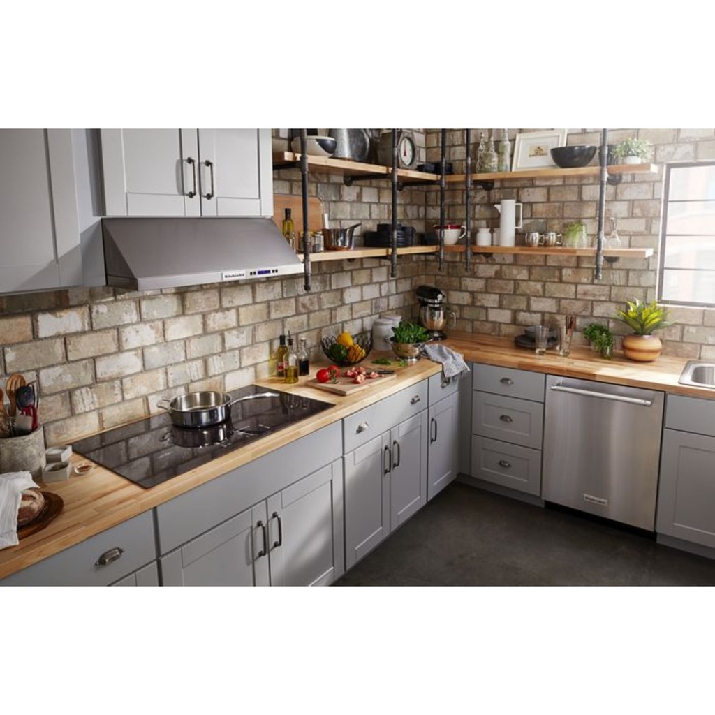 KitchenAid-KCES956KBL-black glass cooktop