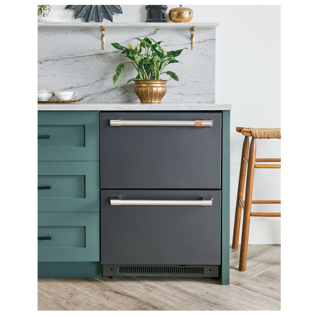 Cafe-CDE06RP2NS1-Lifestyle