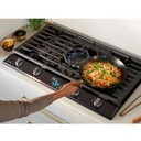 Samsung-NA36N7755TG-working view