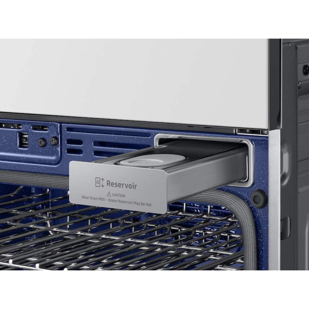 Samsung-NQ70CB700D12-reservoir view