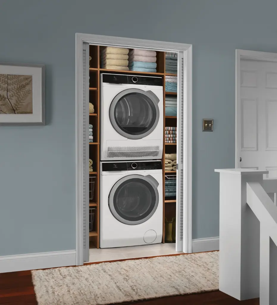 ELFW4222AW lifestyle 1