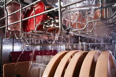 KitchenAid-KDFM404KPS-inside view