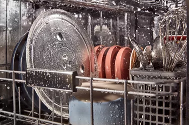 KitchenAid-KMCS324RPS-dishwasher-safe turntable