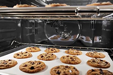 KitchenAid-KOES527PSS-bake view