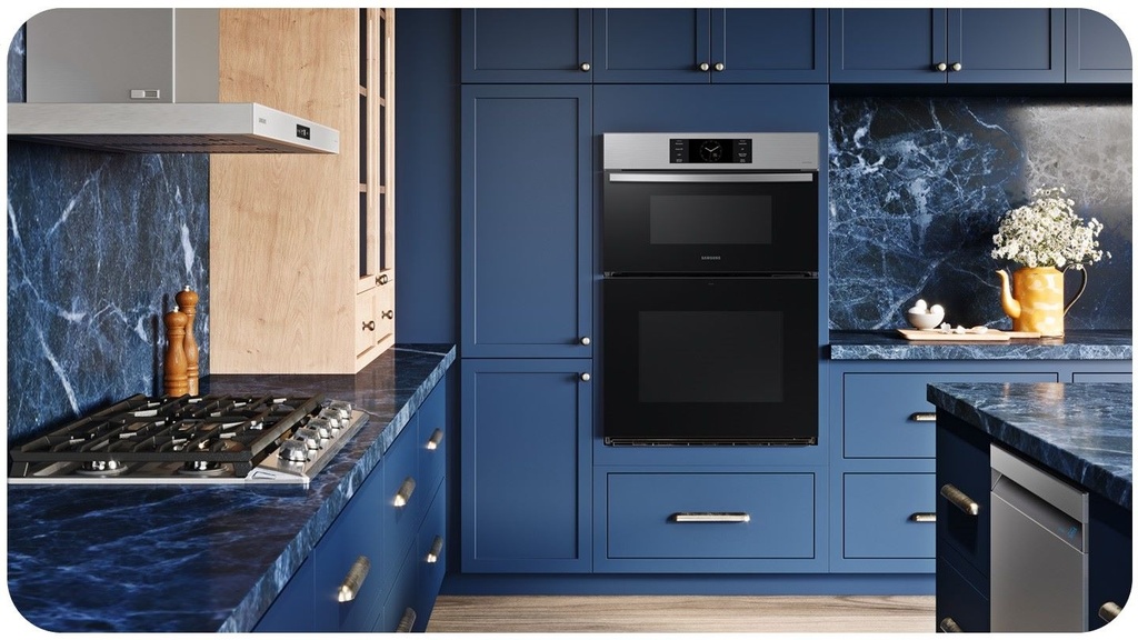 Samsung-NQ70CG700DSR-lifestyle view