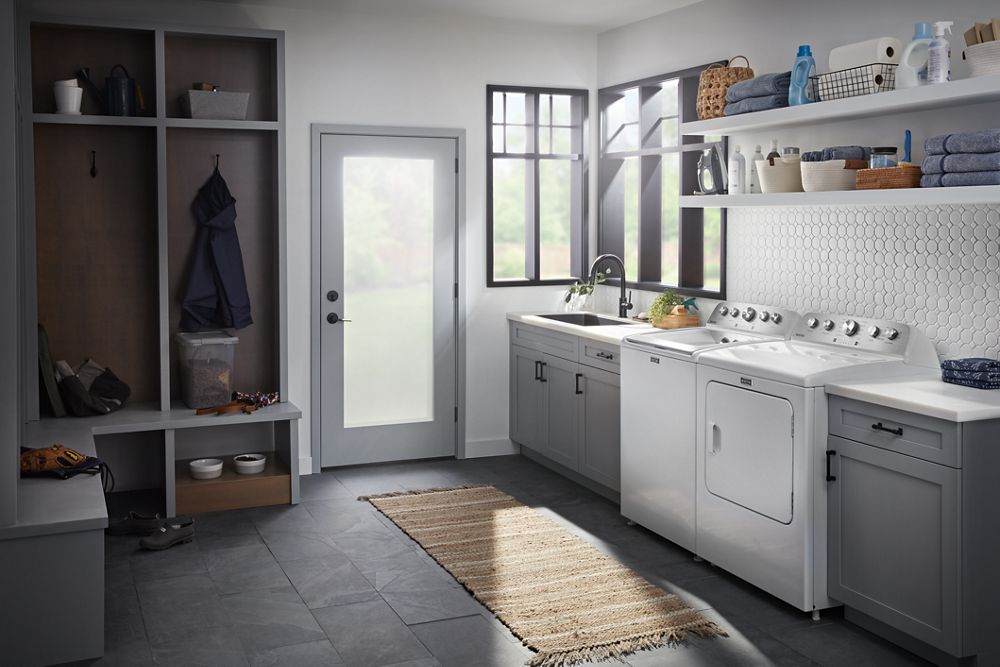 MED5430MW lifestyle 2