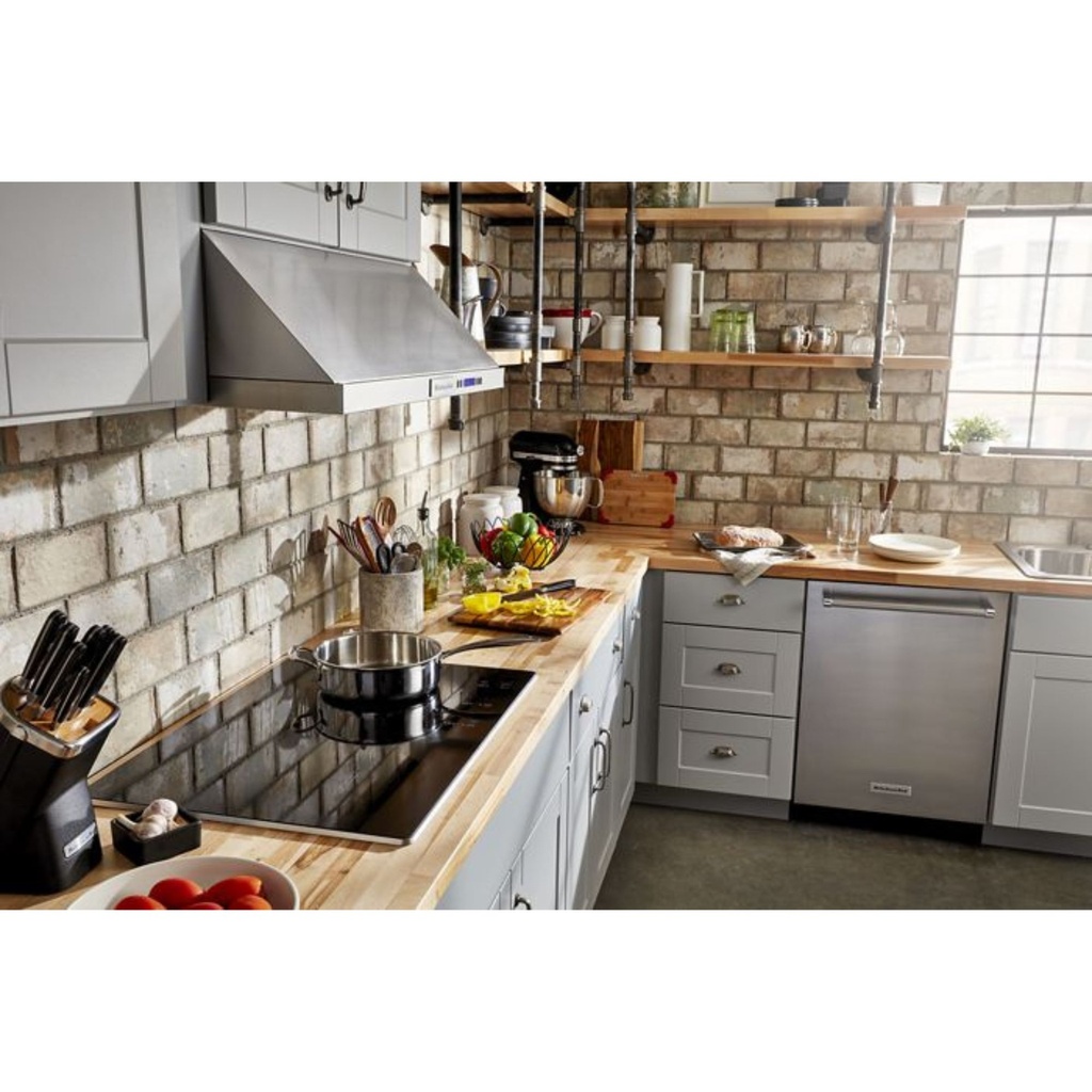 kitchenaid-KCES950KSS-black glass cooktop stainless steel design