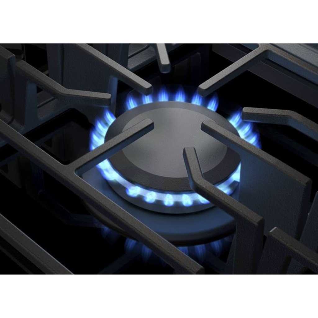 KitchenAid-KCGG536PBL-burner with flames