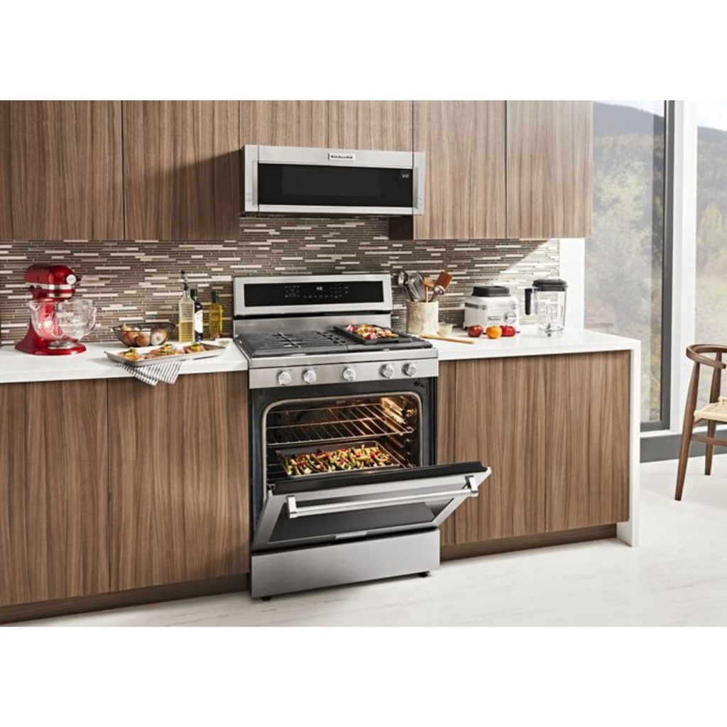 KitchenAid-KFGG500ESS-modern kitchen workspace with burner
