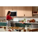 KitchenAid-KMMF730PPS-cooking in modern microwave