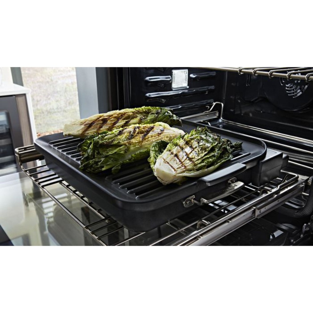 KitchenAid-KODE900HSS-cooking in modern oven