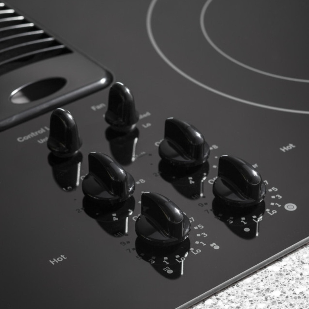 GE-PP9830DRBB-Knob controls with black glass surface