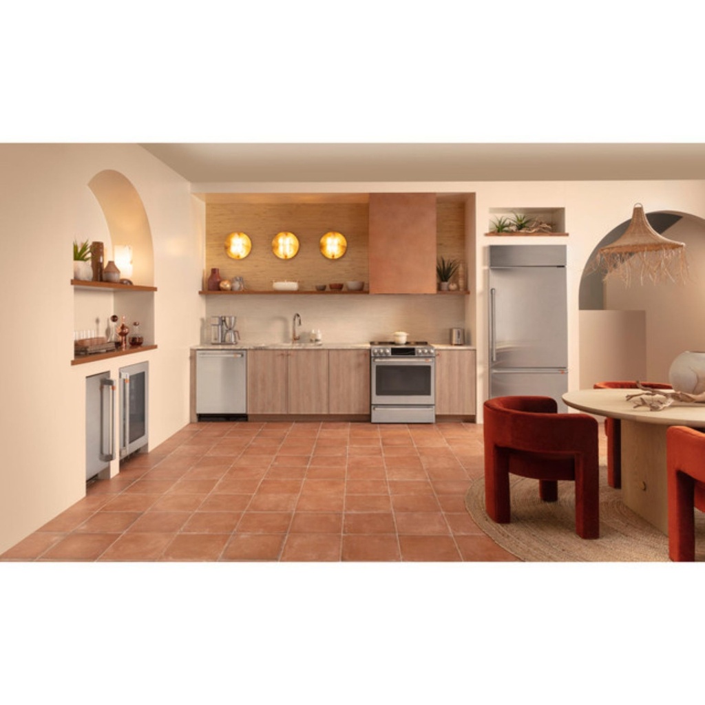 GE-UVC9300SLSS-Easily adjustable